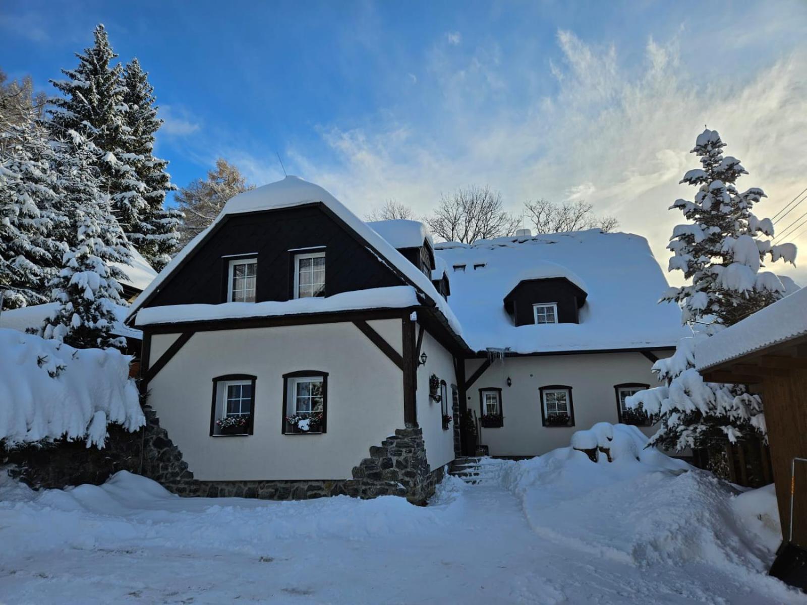 Penzion Ostruznik Ostružná Exteriör bild